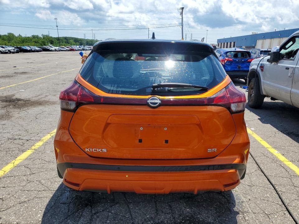 2022 NISSAN KICKS SR 6