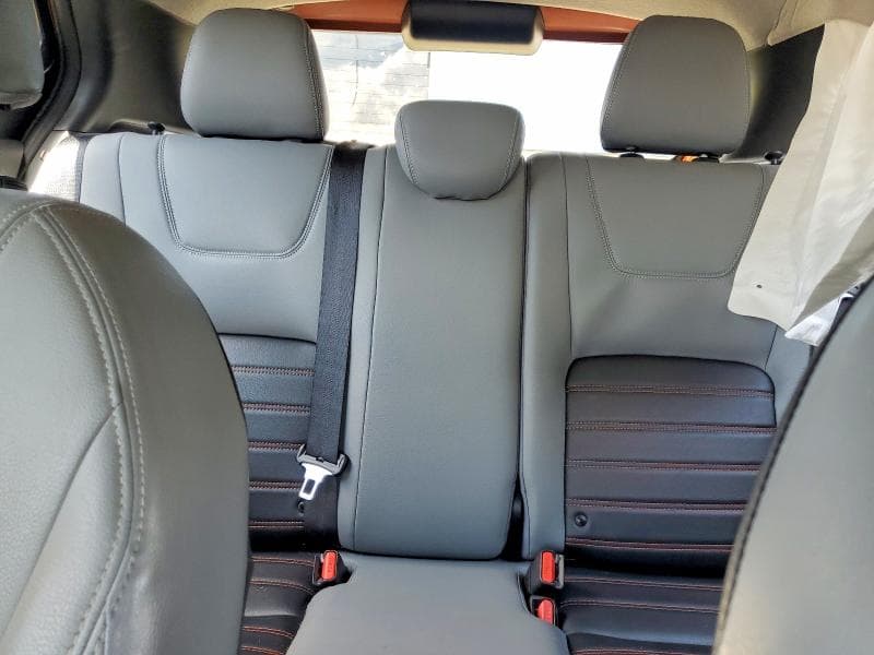 2022 NISSAN KICKS SR 10