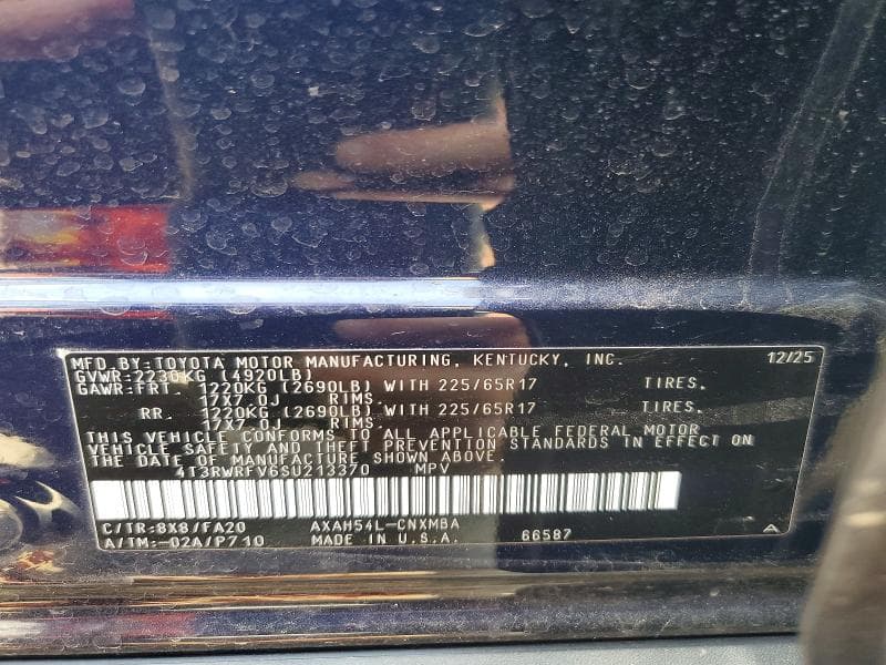 2025 TOYOTA RAV4 HYBRID XLE 13