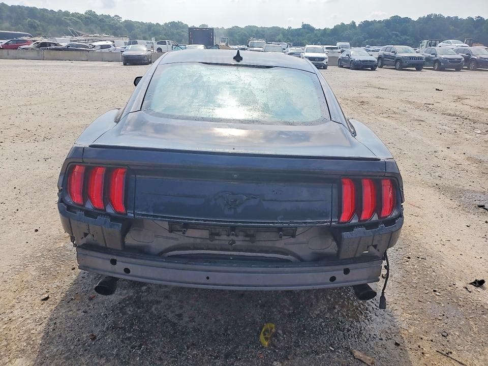 2022 FORD MUSTANG 6
