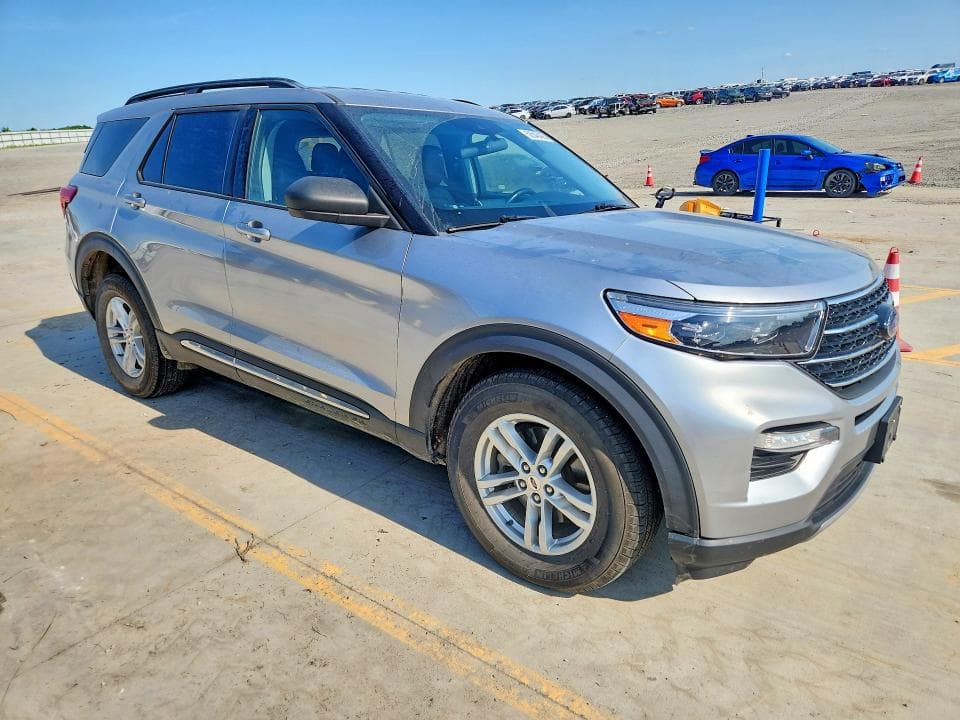 2020 FORD EXPLORER XLT 4