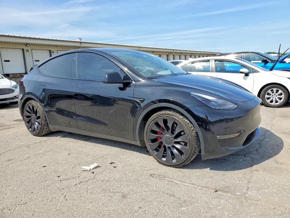2022 TESLA MODEL Y 4