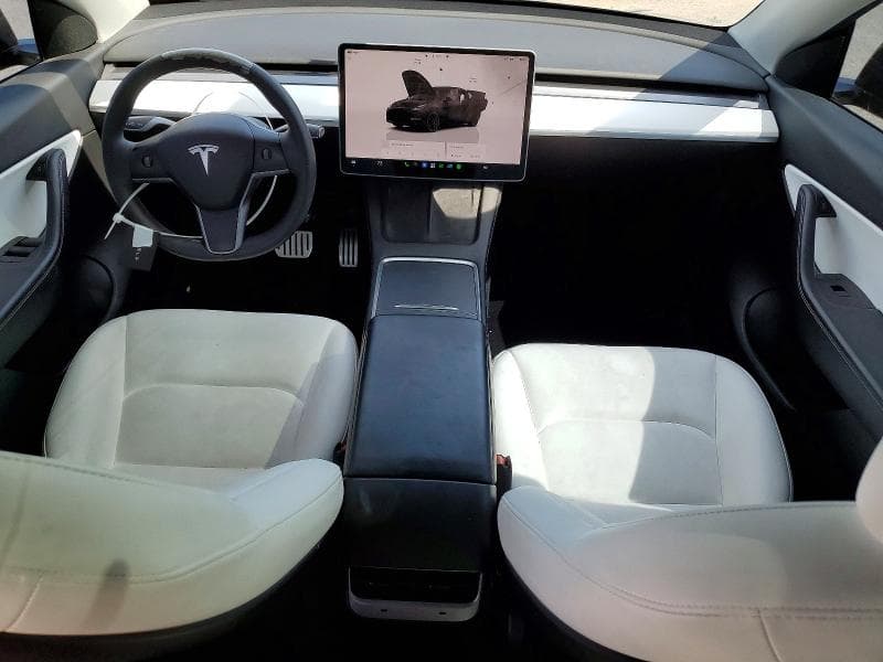 2022 TESLA MODEL Y 8