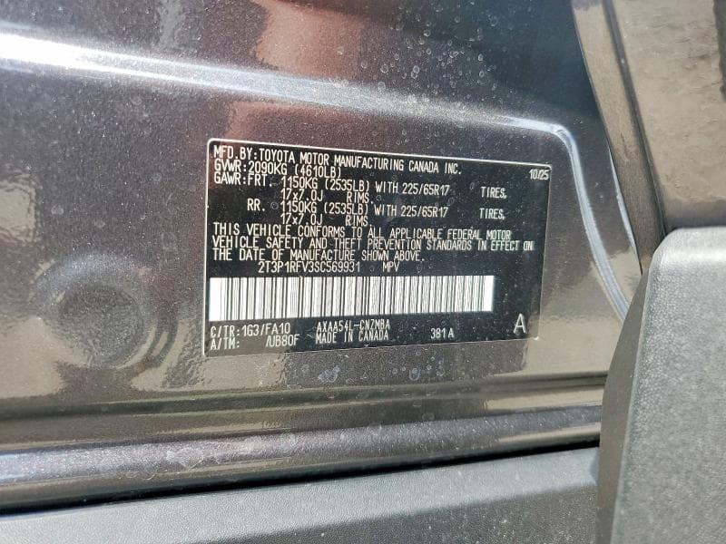 2025 TOYOTA RAV4 XLE 13