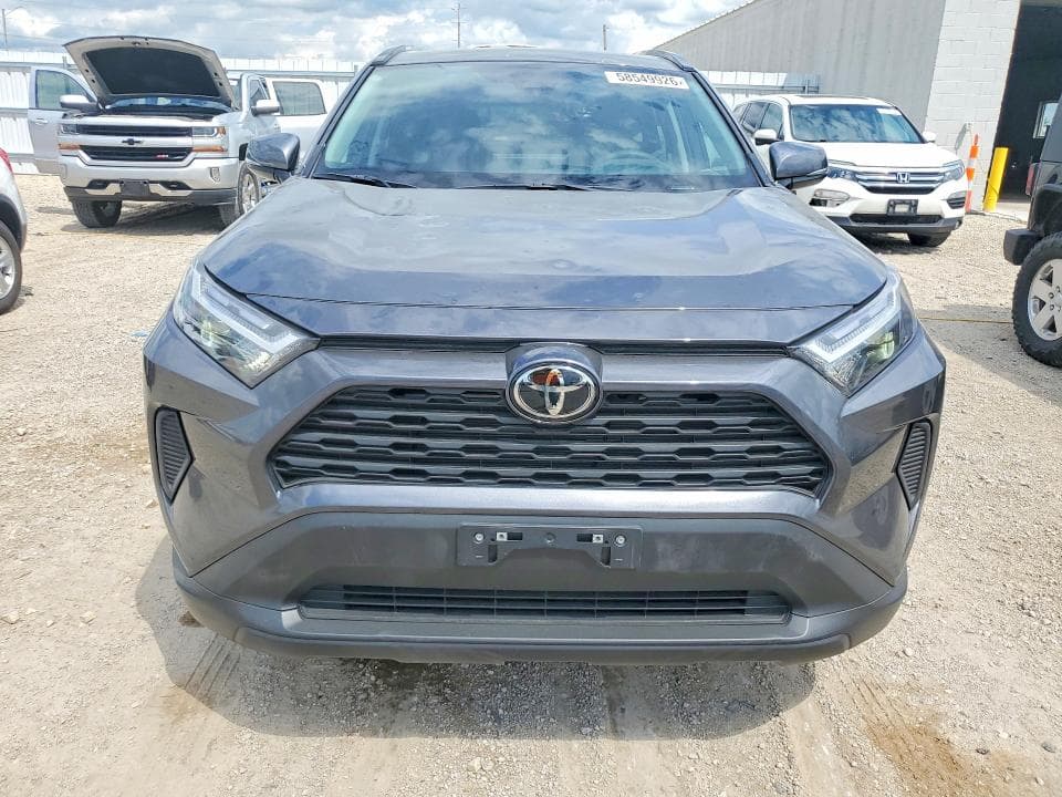 2025 TOYOTA RAV4 XLE 5