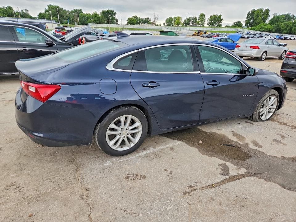 2017 CHEVROLET MALIBU LT 3
