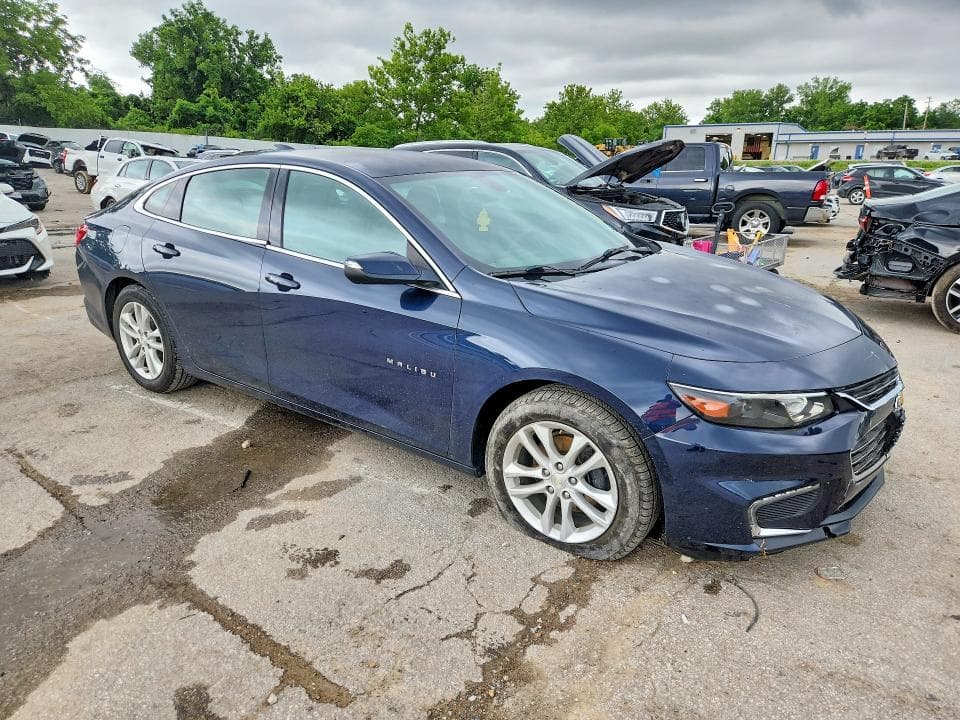 2017 CHEVROLET MALIBU LT 4