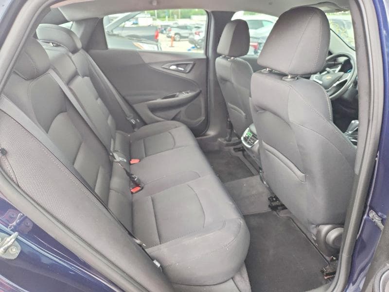 2017 CHEVROLET MALIBU LT 10