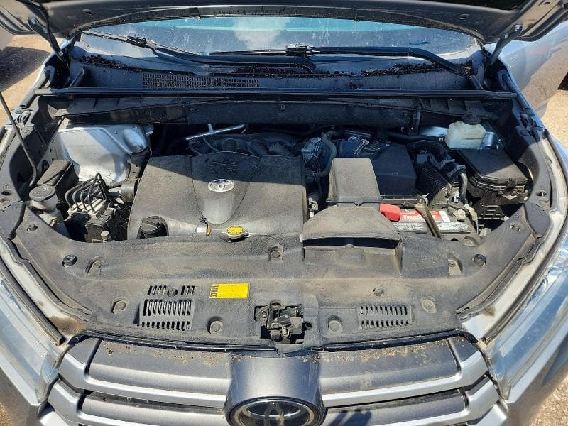 2017 TOYOTA HIGHLANDER XLE 11