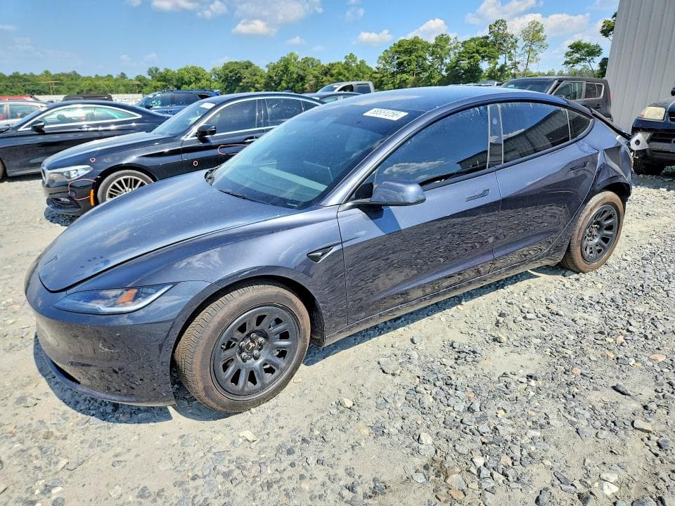2026 TESLA MODEL 3 - 1