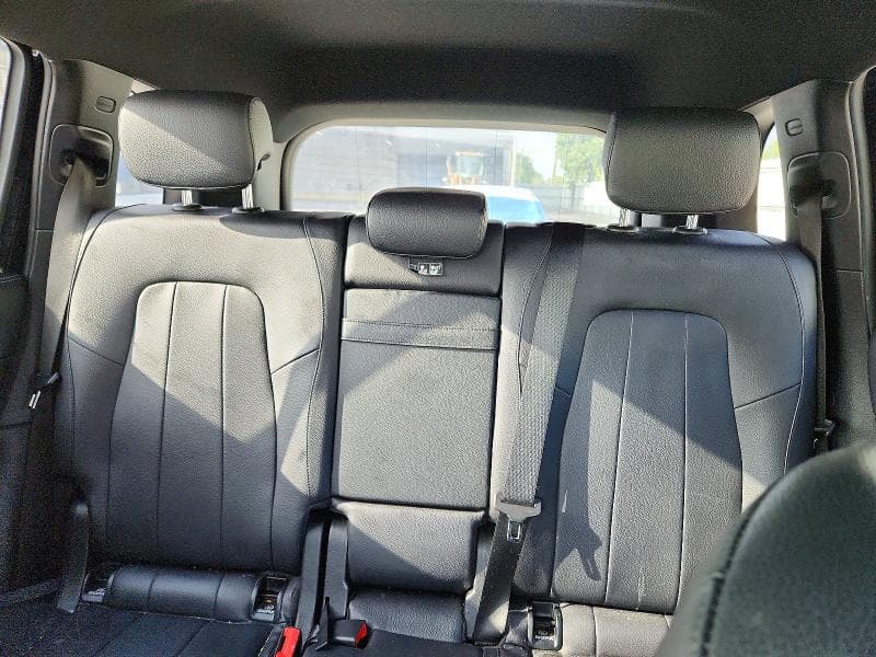 2020 MERCEDES-BENZ GLB 250 250 10