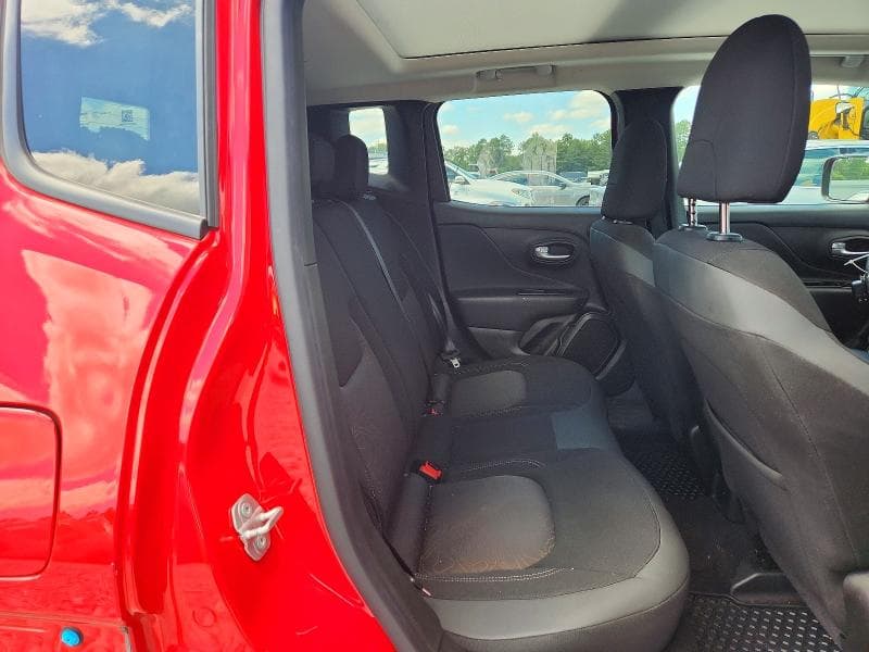 2023 JEEP RENEGADE LATITUDE 10