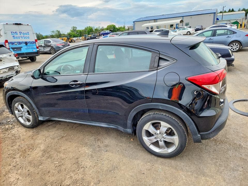 2019 HONDA HR-V LX 2