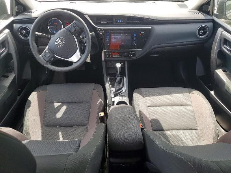 2017 TOYOTA COROLLA LE 8