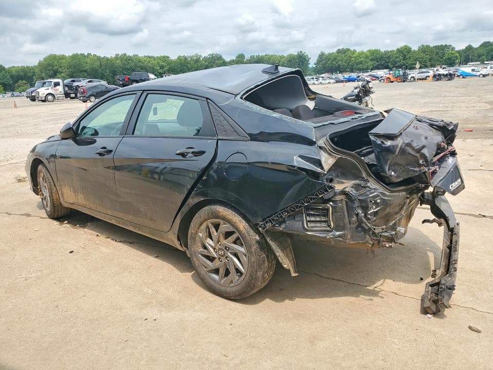 2024 HYUNDAI ELANTRA SEL 2