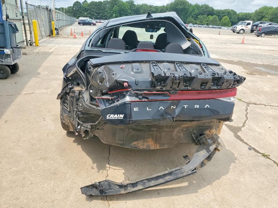2024 HYUNDAI ELANTRA SEL 6