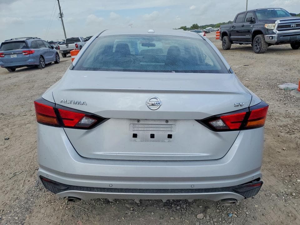 2022 NISSAN ALTIMA SV 6