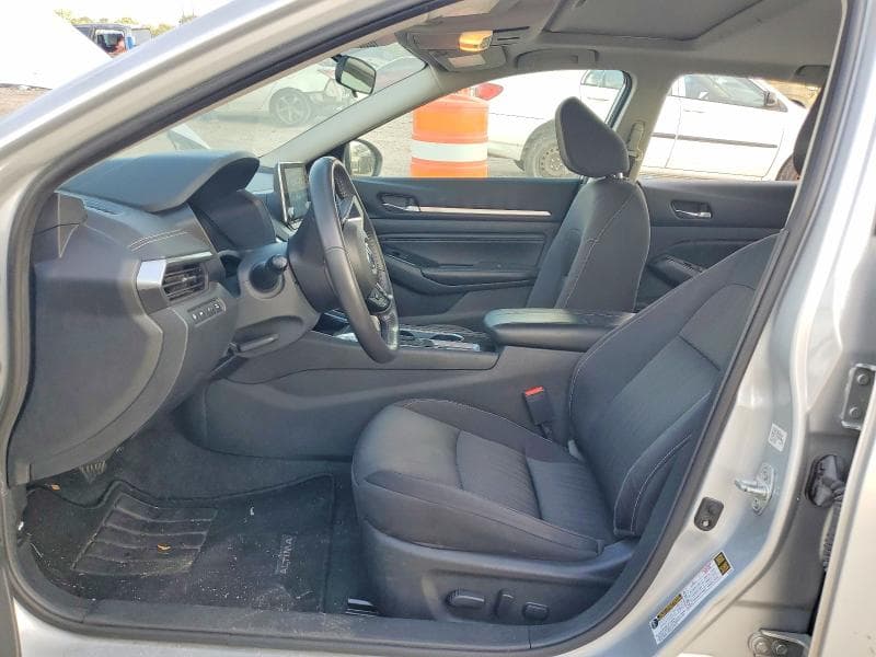 2022 NISSAN ALTIMA SV 7
