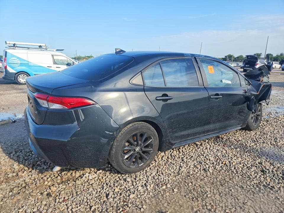 2022 TOYOTA COROLLA LE LE 3
