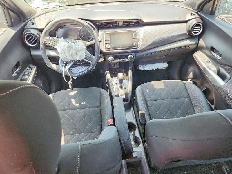 2020 NISSAN KICKS SV 8