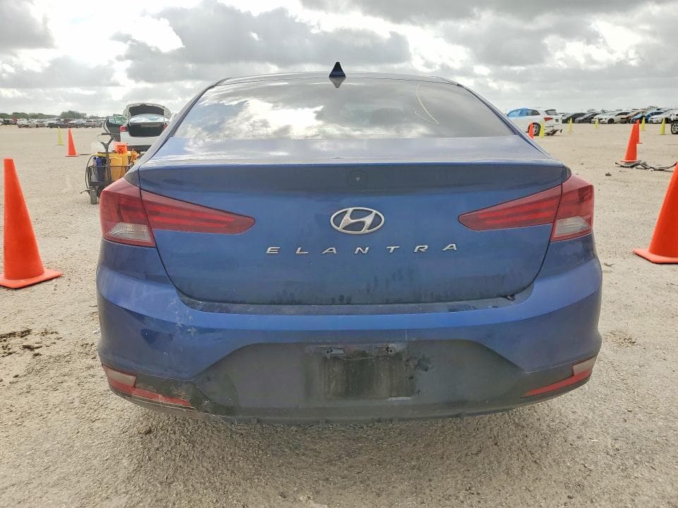 2019 HYUNDAI ELANTRA SEL SEL 6