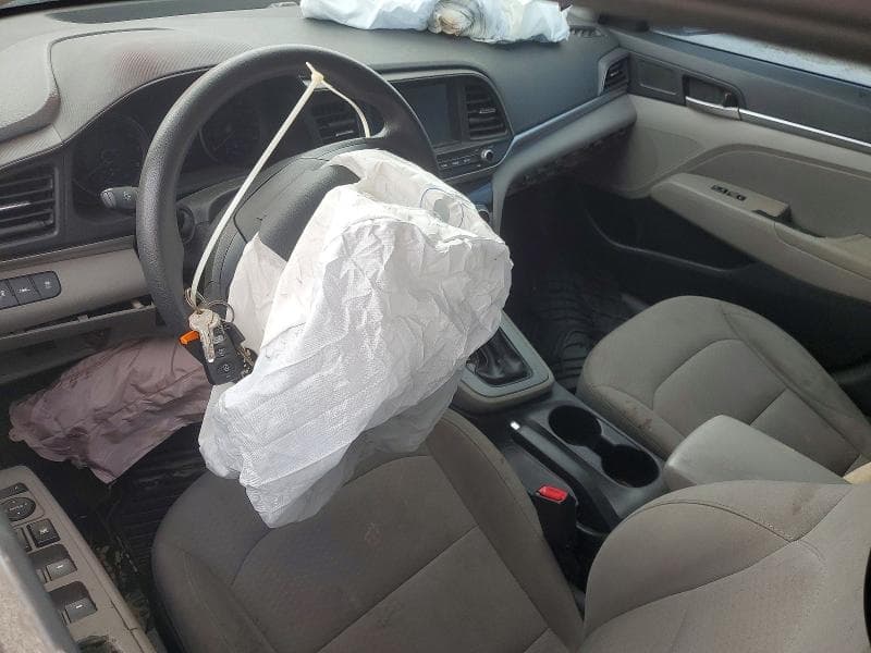 2019 HYUNDAI ELANTRA SEL SEL 8