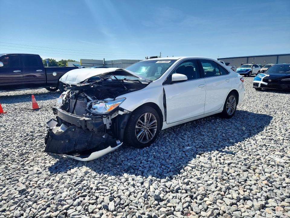 2017 TOYOTA CAMRY SE SE - 1