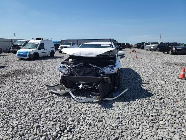 2017 TOYOTA CAMRY SE SE 13