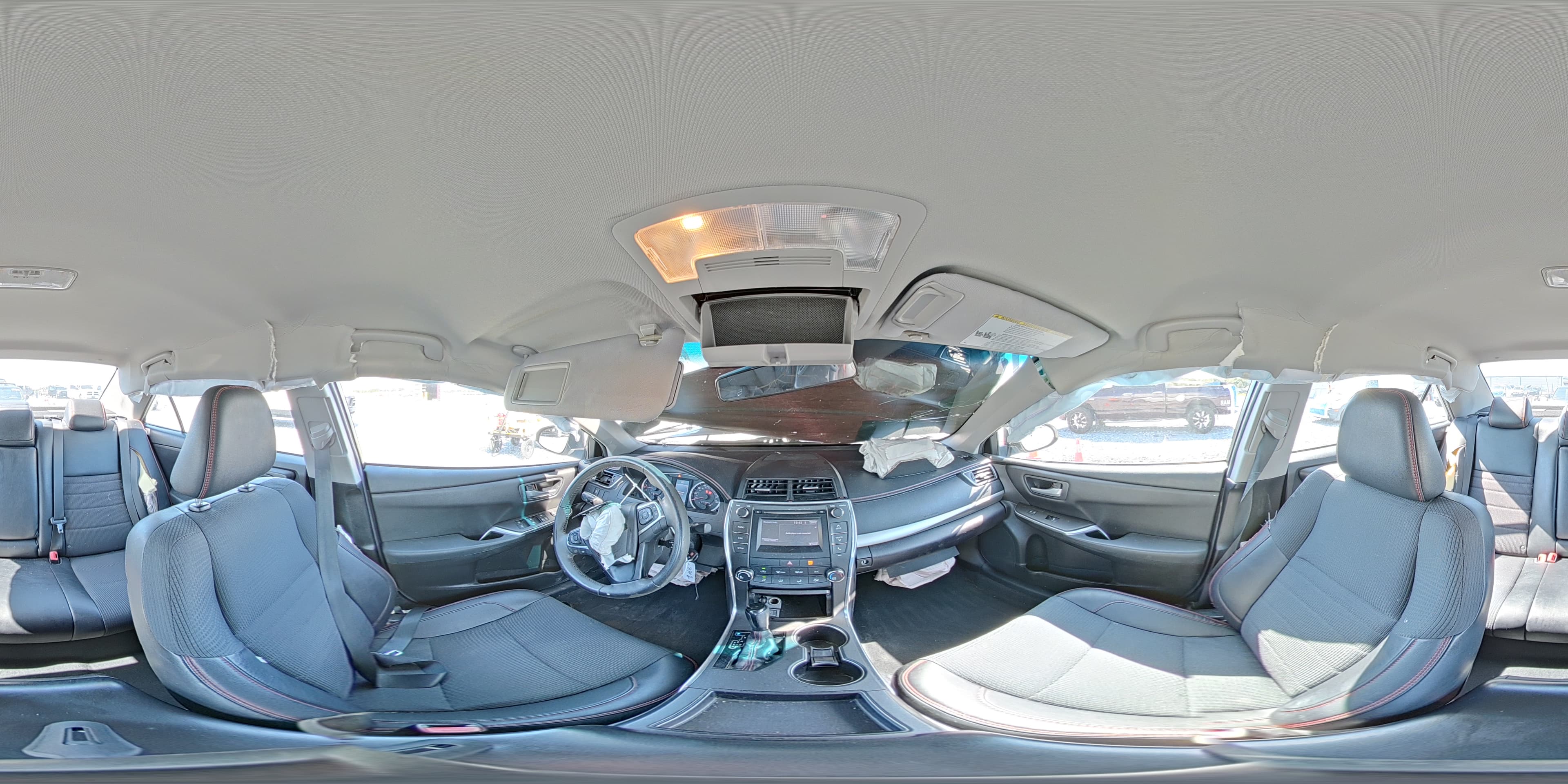 2017 TOYOTA CAMRY SE SE 14