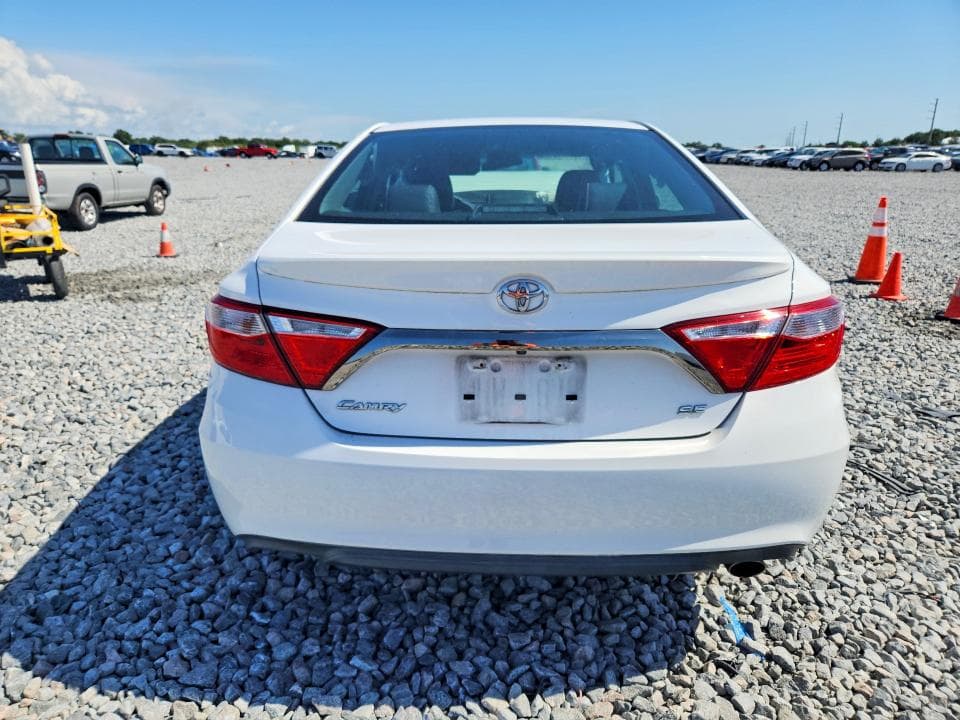 2017 TOYOTA CAMRY SE SE 6