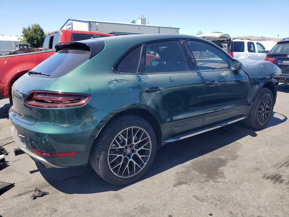2017 PORSCHE MACAN S 3