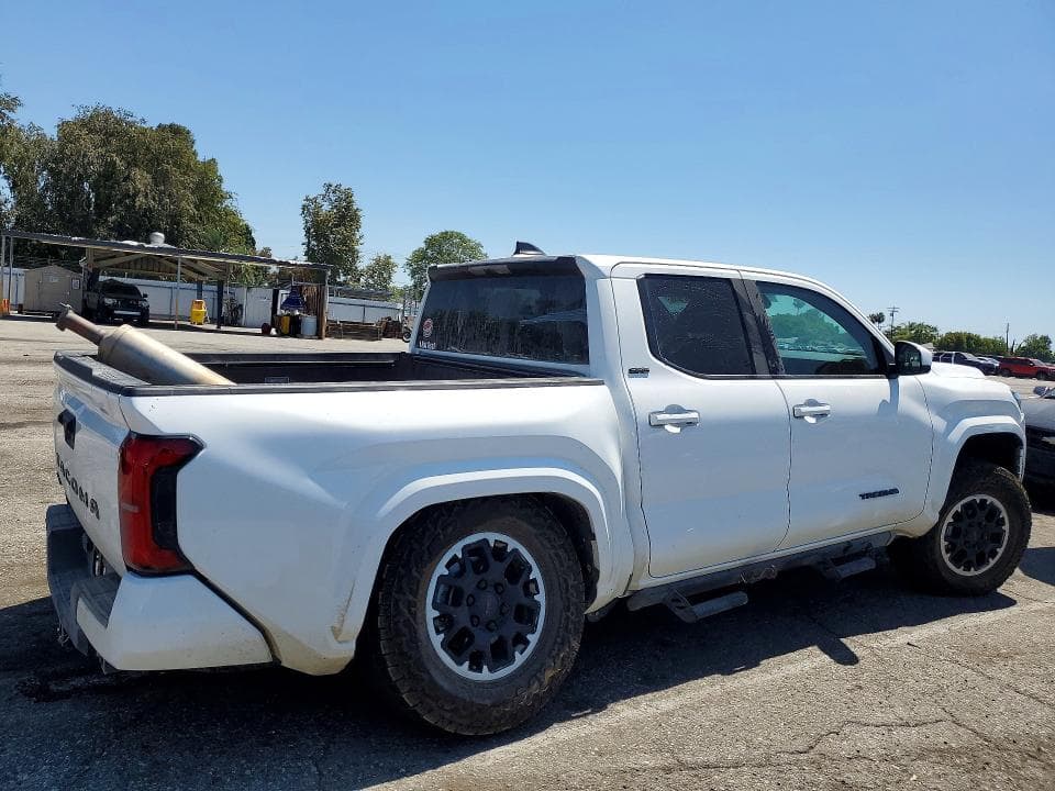 2025 TOYOTA TACOMA SR5 3