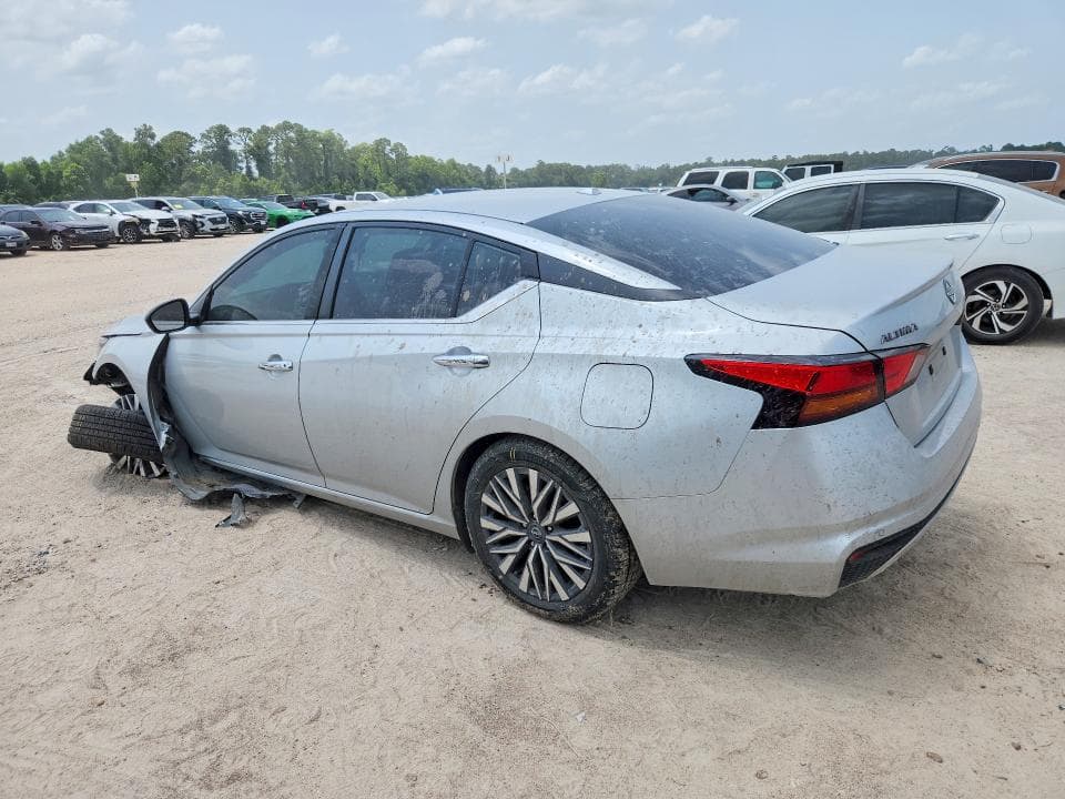 2024 NISSAN ALTIMA SV 2