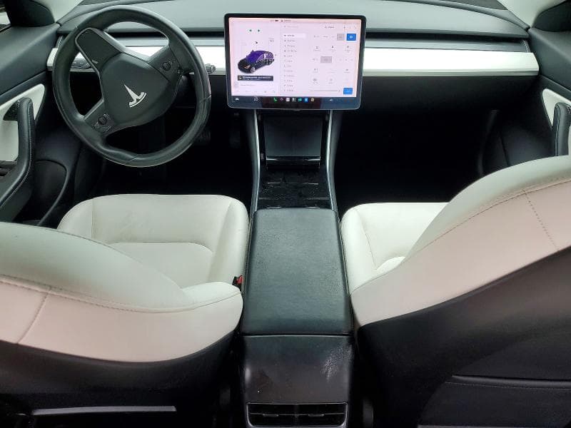2019 TESLA 3 8