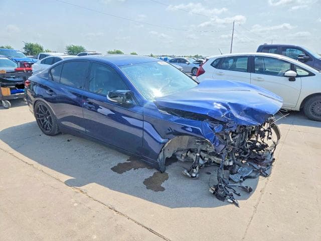 2023 INFINITI Q50 LUXE 4