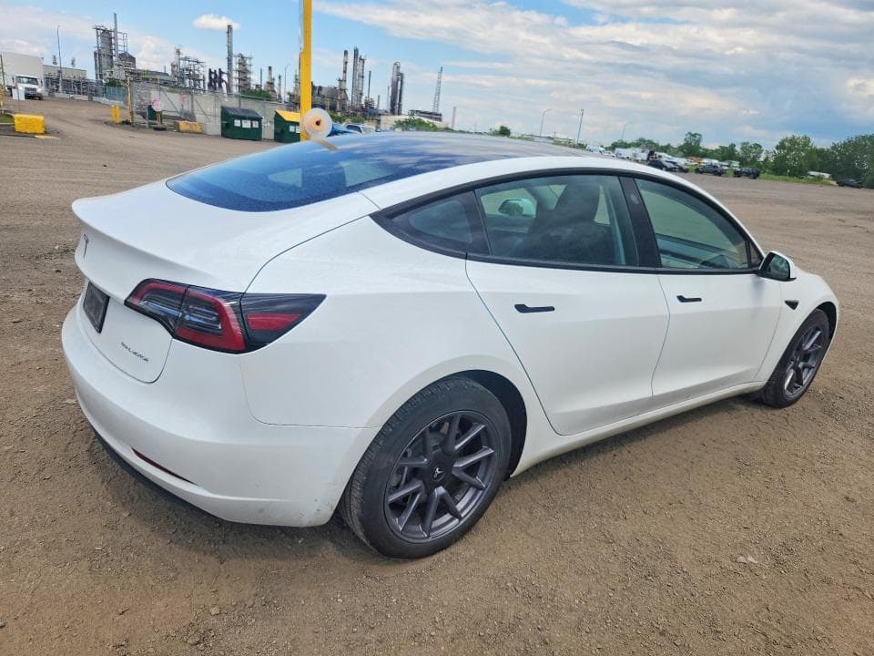 2023 TESLA MODEL 3 3