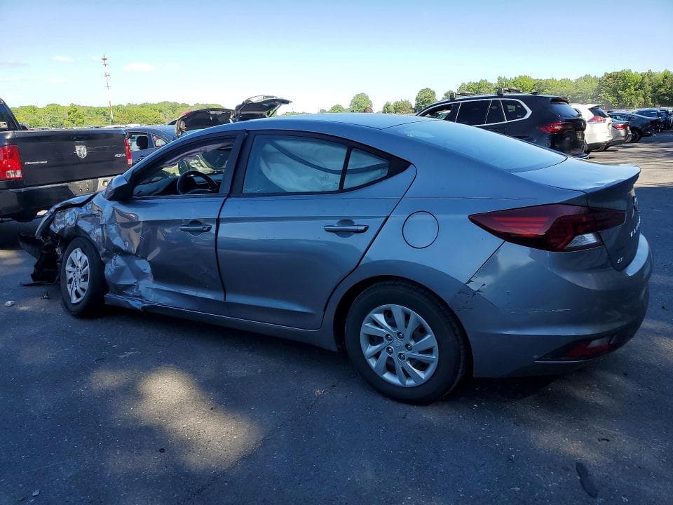 2019 HYUNDAI ELANTRA SE 2