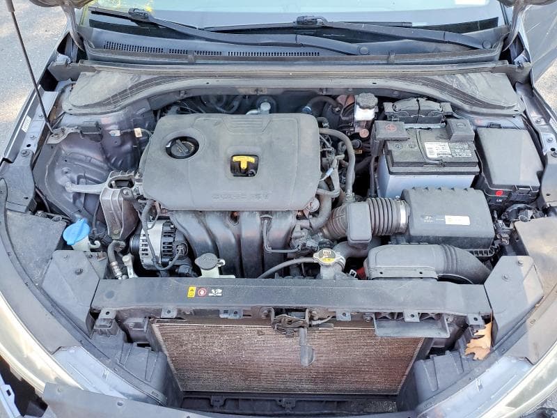 2019 HYUNDAI ELANTRA SE 11
