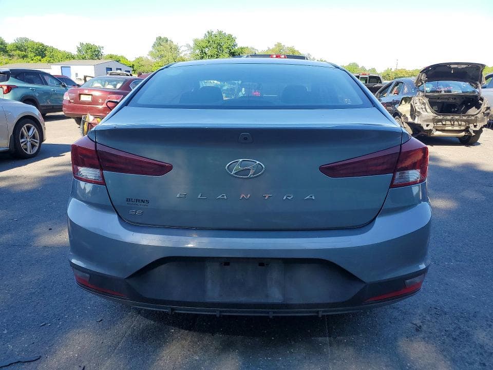 2019 HYUNDAI ELANTRA SE 6