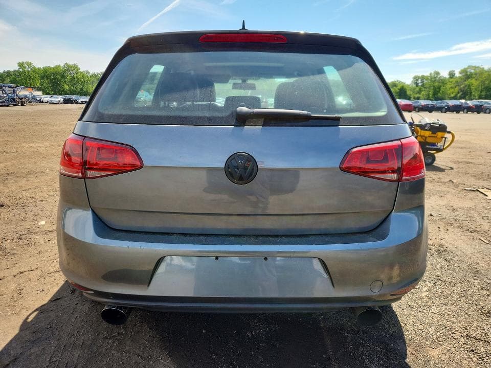 2017 VOLKSWAGEN GOLF S 6