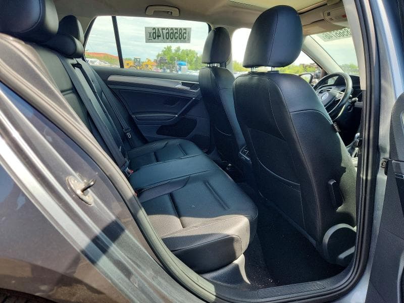 2017 VOLKSWAGEN GOLF S 10
