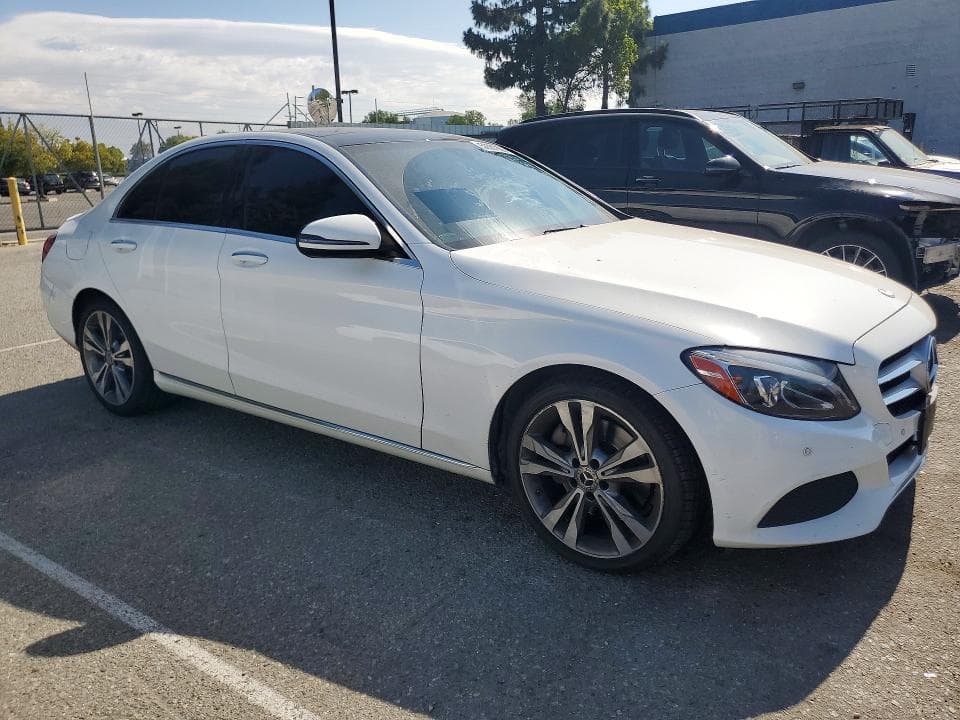 2017 MERCEDES-BENZ C 300 4