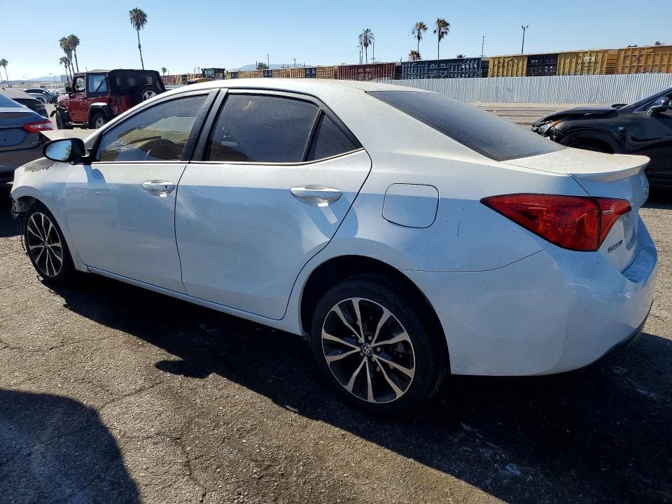 2017 TOYOTA COROLLA SE 2