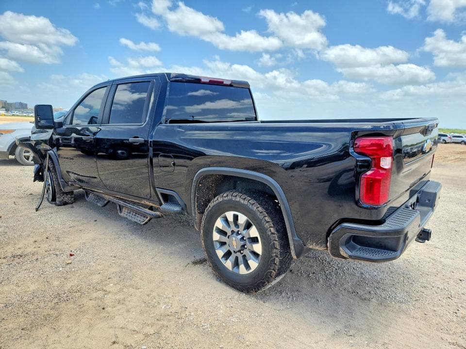 2024 CHEVROLET SILVERADO K2500 CUSTOM 2
