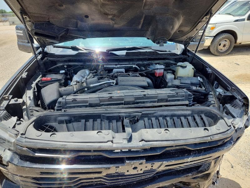 2024 CHEVROLET SILVERADO K2500 CUSTOM 11