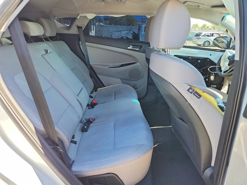 2020 HYUNDAI TUCSON VALUE 11