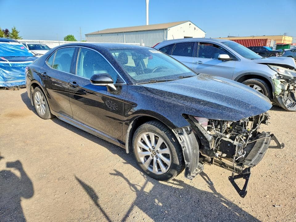2020 TOYOTA CAMRY SE SE 4