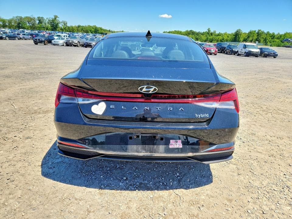 2023 HYUNDAI ELANTRA LIMITED 6