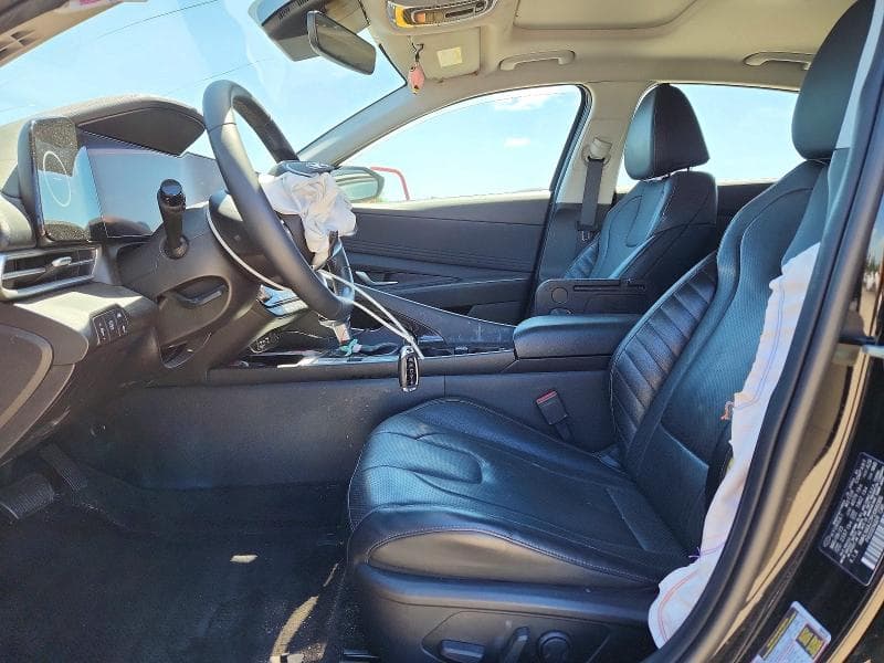 2023 HYUNDAI ELANTRA LIMITED 7