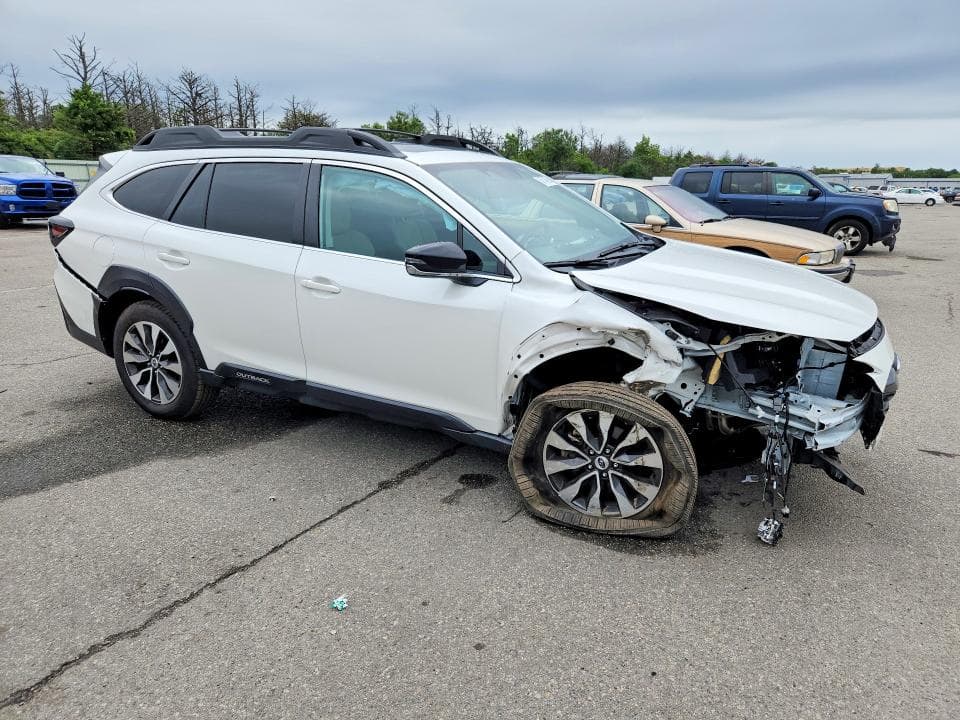 2025 SUBARU OUTBACK LIMITED 4